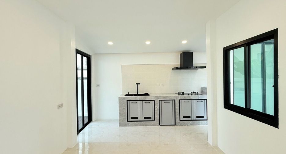 For sale 3 bedrooms house in Mueang Phuket, Phuket