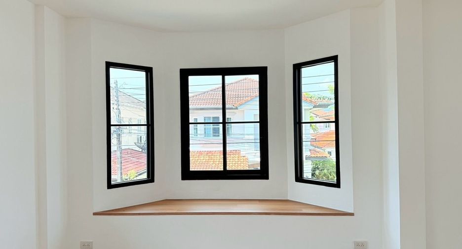 For sale 3 bedrooms house in Mueang Phuket, Phuket