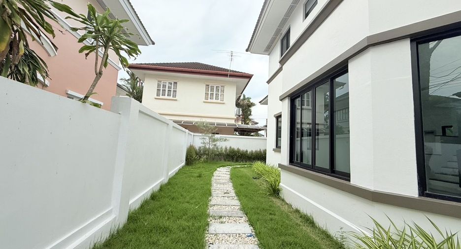 For sale 3 bedrooms house in Mueang Phuket, Phuket