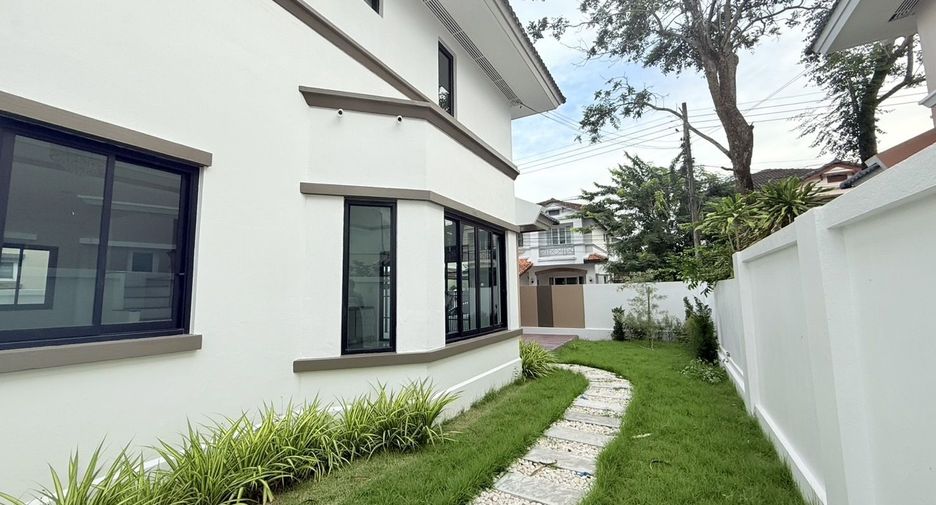 For sale 3 bedrooms house in Mueang Phuket, Phuket