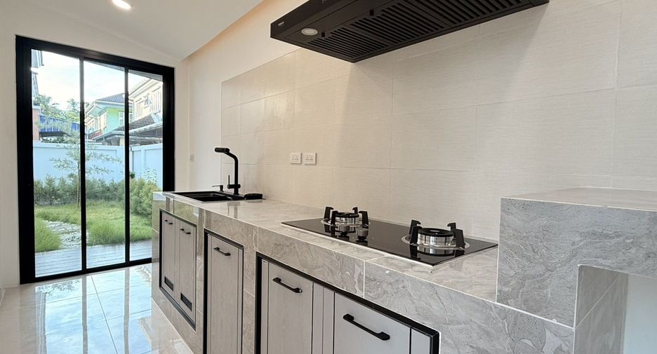 For sale 3 bedrooms house in Mueang Phuket, Phuket