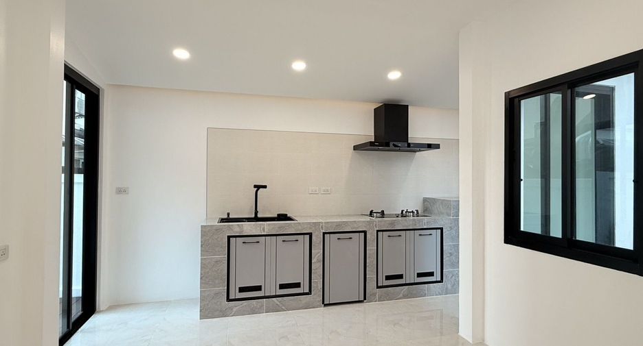 For sale 3 bedrooms house in Mueang Phuket, Phuket