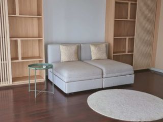 For rent 3 bedrooms condo in Sathon, Bangkok