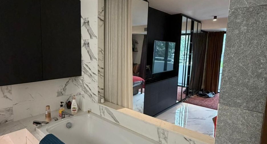 For sale 2 bedrooms condo in Yan Nawa, Bangkok