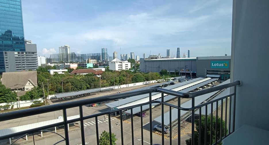 For sale and for rent studio condo in Yan Nawa, Bangkok