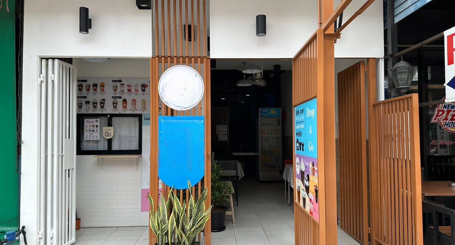 For sale 3 bedrooms retail Space in Bang Lamung, Chonburi