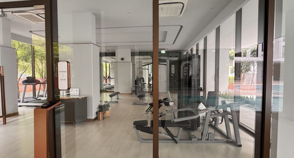 For sale and for rent studio condo in Watthana, Bangkok