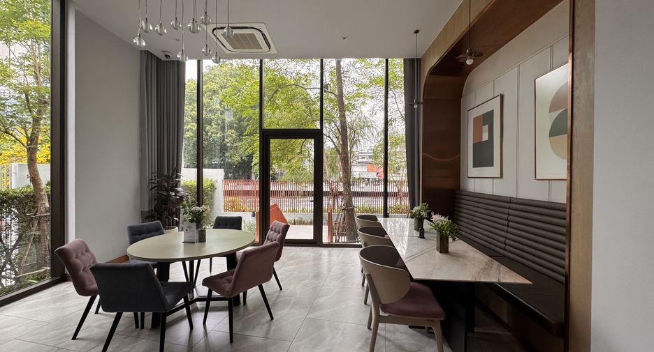 For sale and for rent studio condo in Watthana, Bangkok