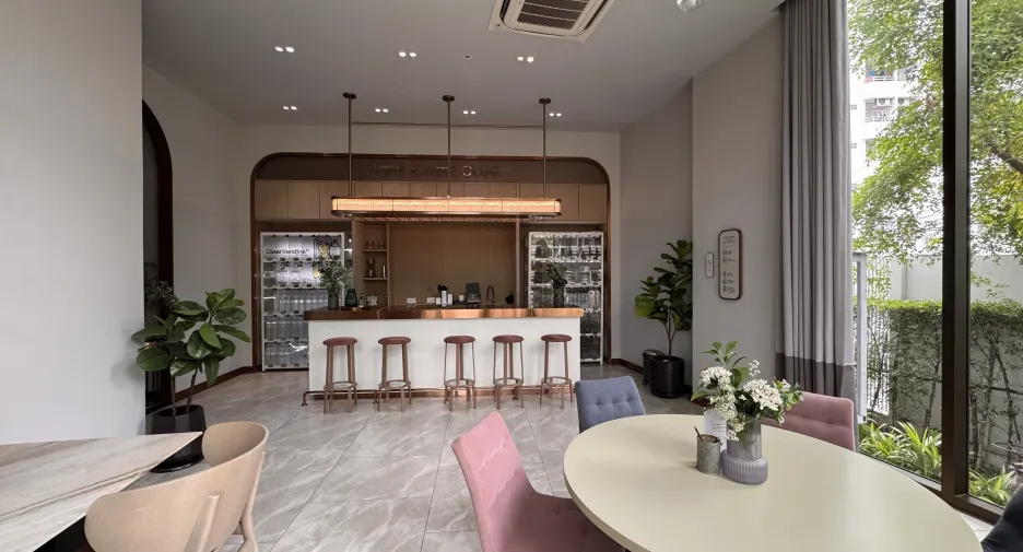 Condo en venta y en alquiler de estudio en Watthana, Bangkok