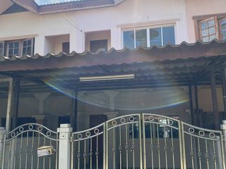 For sale 2 bedrooms townhouse in Thawi Watthana, Bangkok