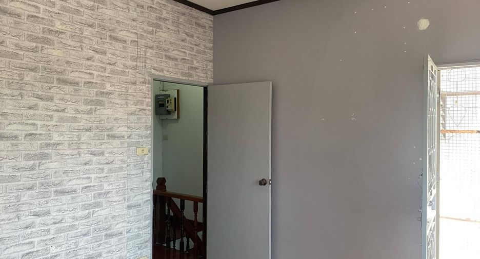 出售 2 卧室 联排别墅 在 Thawi Watthana, 曼谷