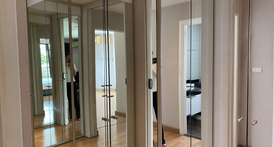 For rent 1 bed apartment in Khlong Toei, Bangkok