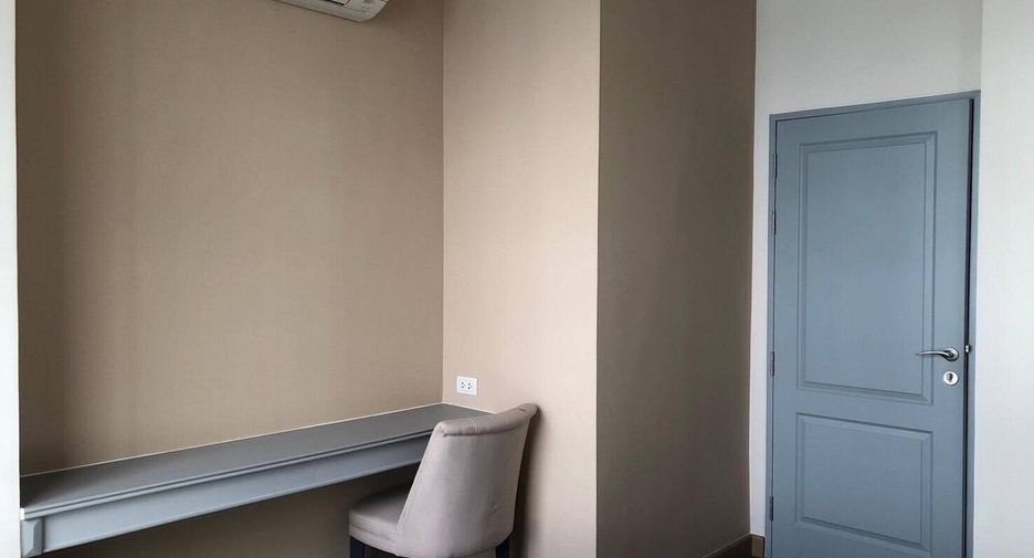 For rent 2 bedrooms condo in Phaya Thai, Bangkok