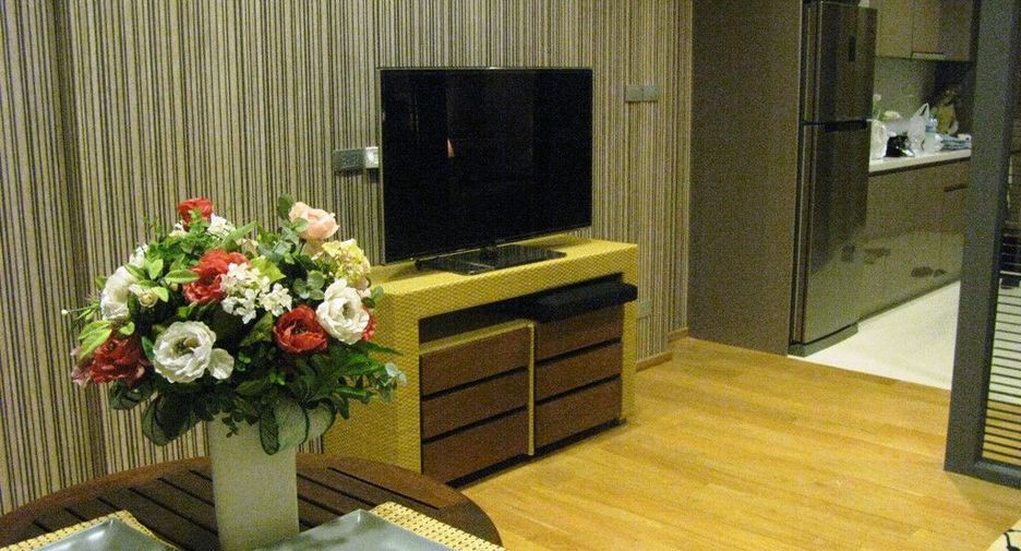 For rent 1 bed condo in Khlong Toei, Bangkok