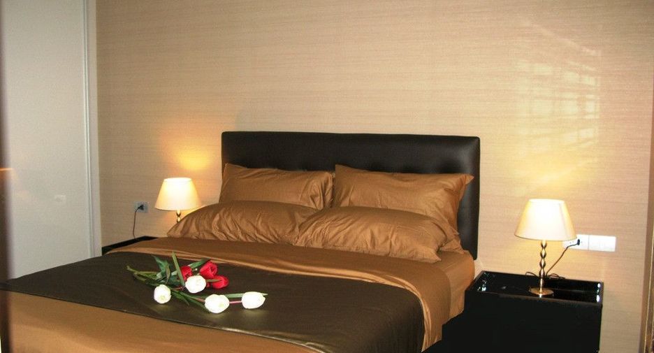 For rent 1 bed condo in Khlong Toei, Bangkok
