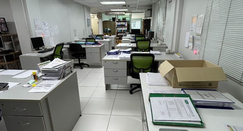 For rent office in Bang Khae, Bangkok
