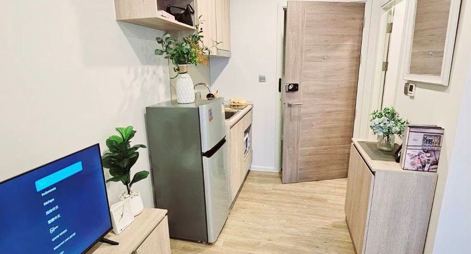 For rent studio condo in Khlong Toei, Bangkok