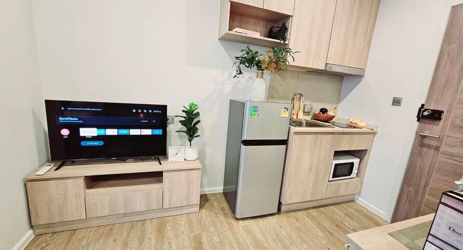 For rent studio condo in Khlong Toei, Bangkok