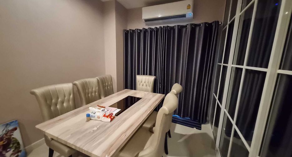 For sale and for rent 3 bedrooms townhouse in Phra Khanong, Bangkok