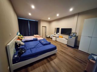 For sale and for rent 3 bedrooms townhouse in Phra Khanong, Bangkok