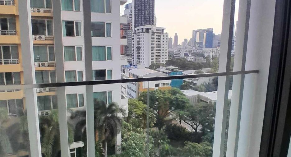 For rent 1 bed condo in Watthana, Bangkok
