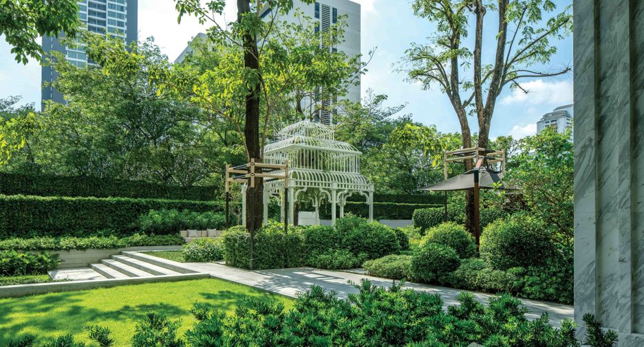 For rent 1 bed condo in Watthana, Bangkok