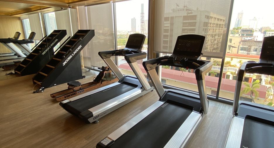 For rent 1 bed condo in Watthana, Bangkok