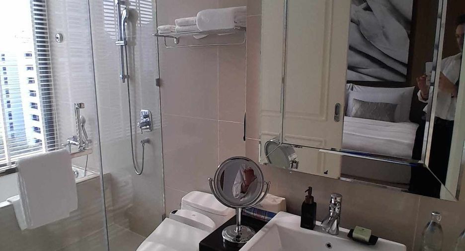 For rent 1 bed condo in Watthana, Bangkok