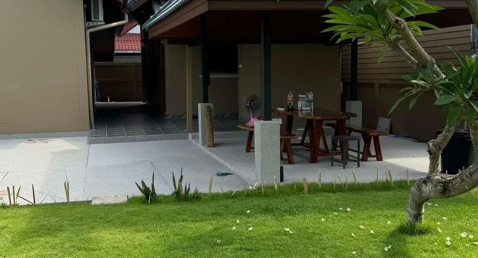 Casa en venta de 4 habitaciones en Bang Lamung, Chonburi