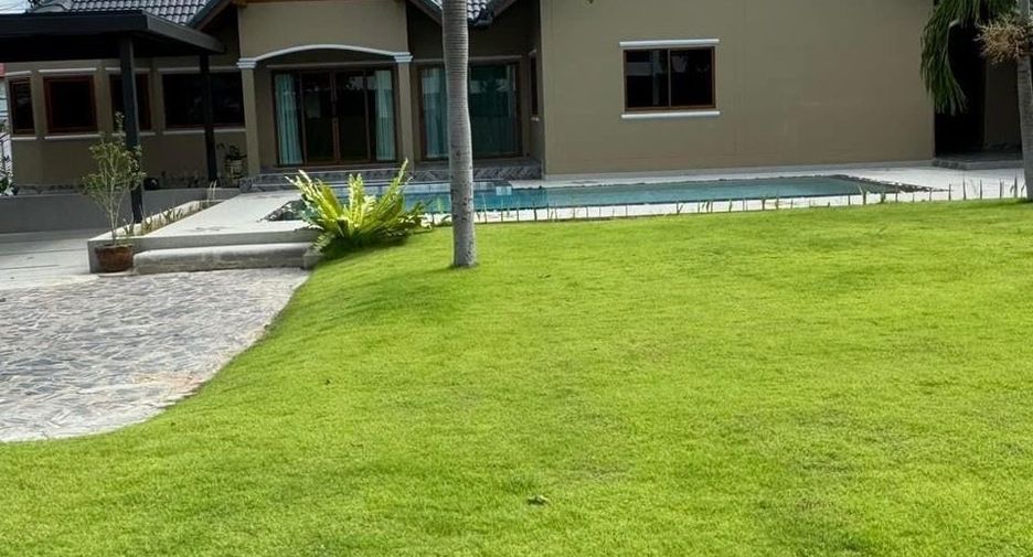 Casa en venta de 4 habitaciones en Bang Lamung, Chonburi