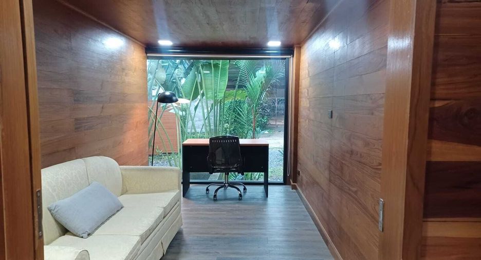 À louer 4 chambres villa à Thalang, Phuket