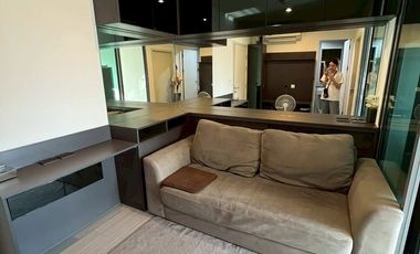 Wohnung zum Kauf und zur Miete mit 1 Zimmer in Phasi Charoen, Bangkok