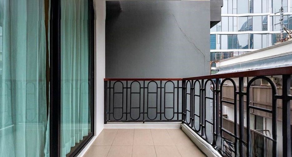 For rent 1 bed condo in Pathum Wan, Bangkok