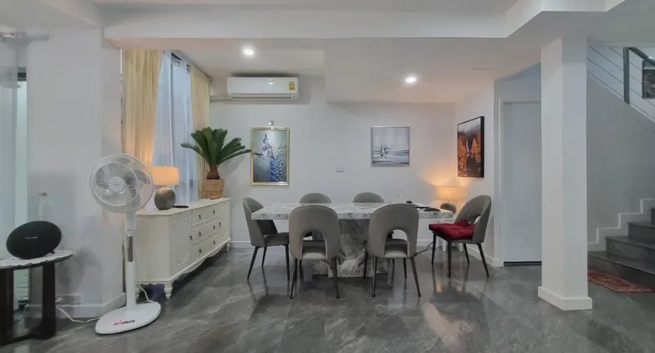 Villa zum Kauf und zur Miete mit 2 Zimmer in Kathu, Phuket
