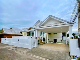 À vendre et à louer 3 chambres villa à Bang Lamung, Chonburi