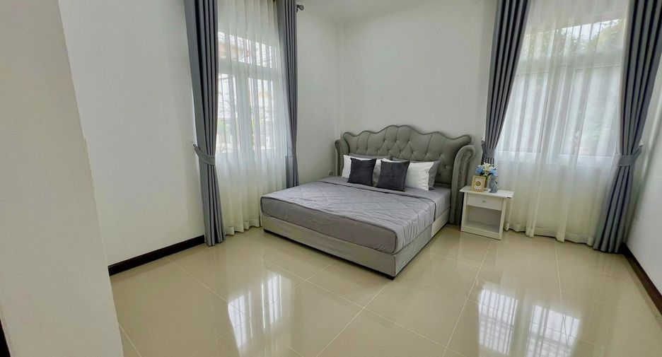 For sale and for rent 3 bedrooms villa in Bang Lamung, Chonburi