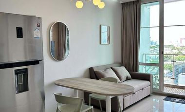 For rent 1 bed condo in Huai Khwang, Bangkok