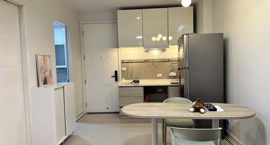 For rent 1 bed condo in Huai Khwang, Bangkok