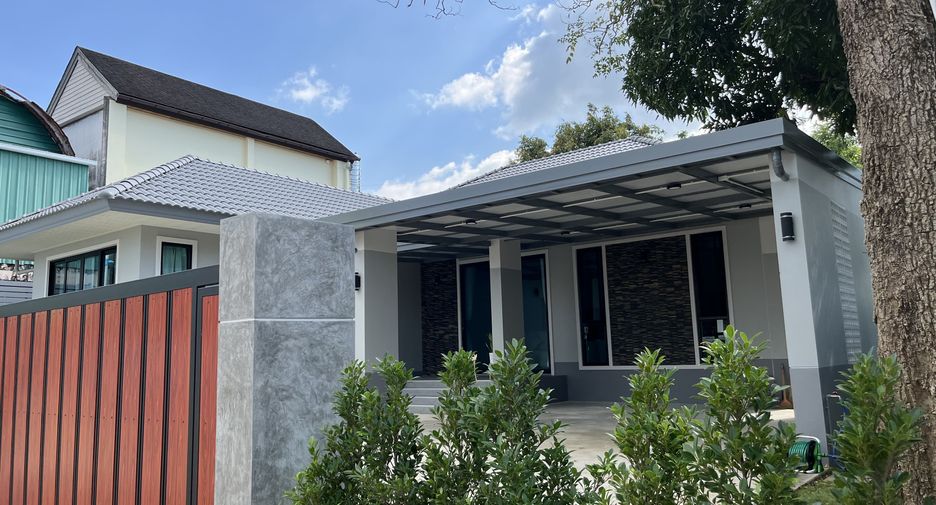 Casa en alquiler de 3 habitaciones en Thalang, Phuket