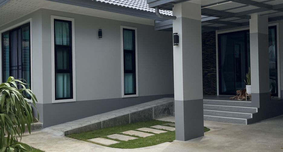 Casa en alquiler de 3 habitaciones en Thalang, Phuket