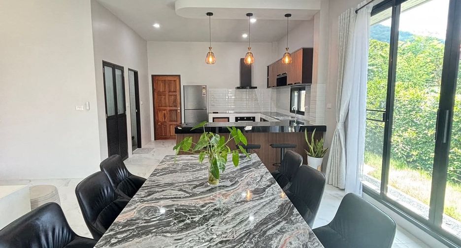 Casa en alquiler de 3 habitaciones en Thalang, Phuket