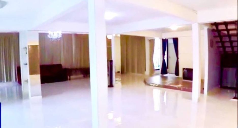 For sale and for rent 5 bedrooms retail Space in Bang Kapi, Bangkok