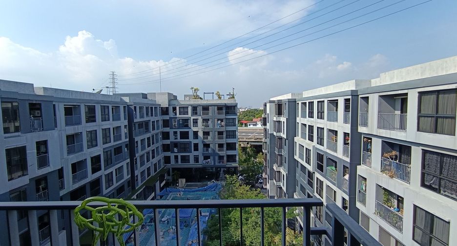 出售 和 出租 2 卧室 公寓 在 Huai Khwang, 曼谷