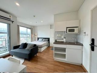 For sale studio condo in Yan Nawa, Bangkok