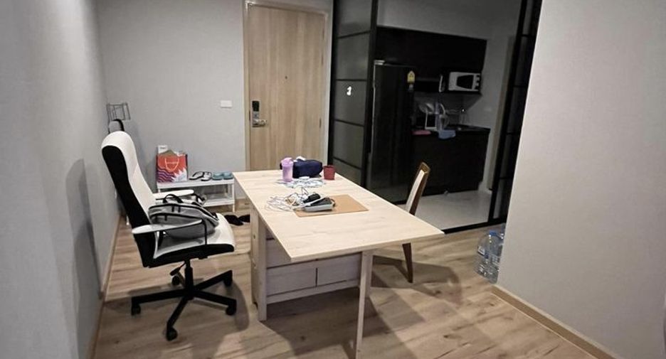 Condo en alquiler de 1 habitaciones en Bang Phlat, Bangkok