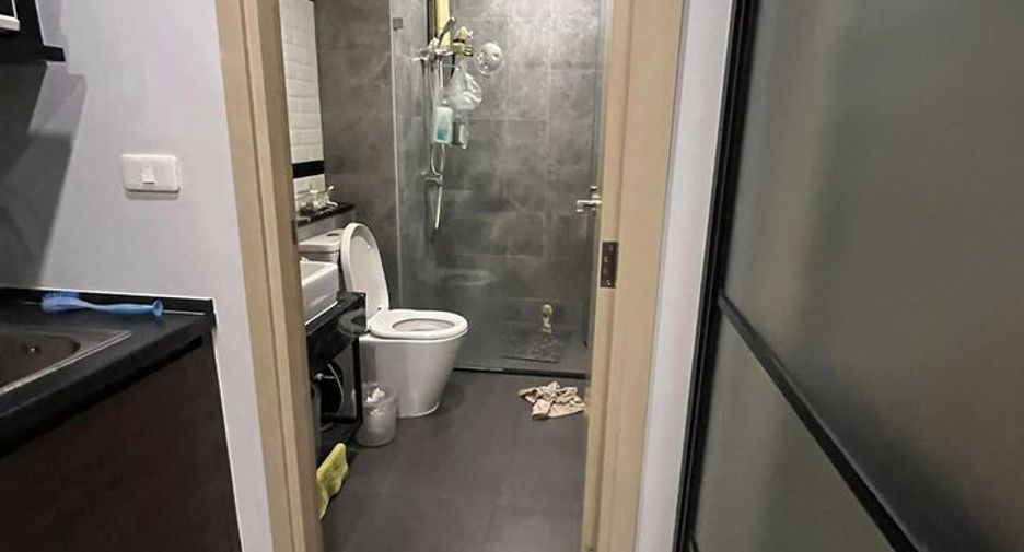Condo en alquiler de 1 habitaciones en Bang Phlat, Bangkok