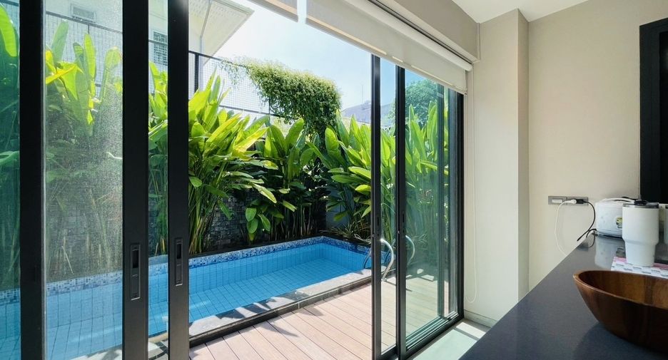 For rent 3 ベッドルーム house in Watthana, Bangkok