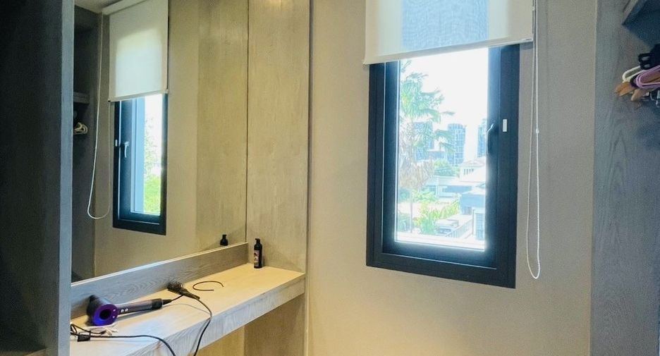 For rent 3 ベッドルーム house in Watthana, Bangkok