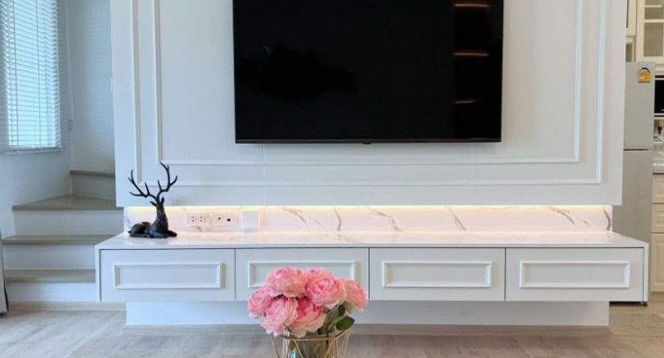 For rent 3 bedrooms townhouse in Prawet, Bangkok
