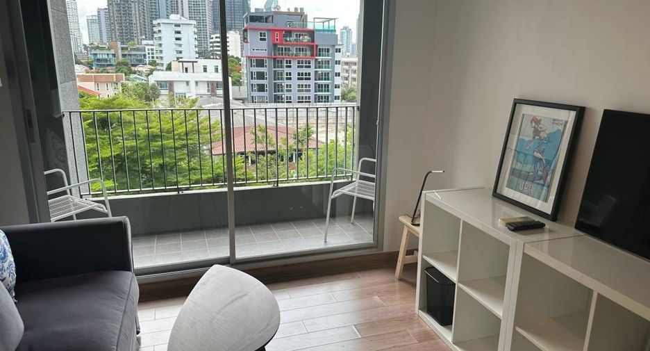 For rent 1 bed condo in Khlong Toei, Bangkok